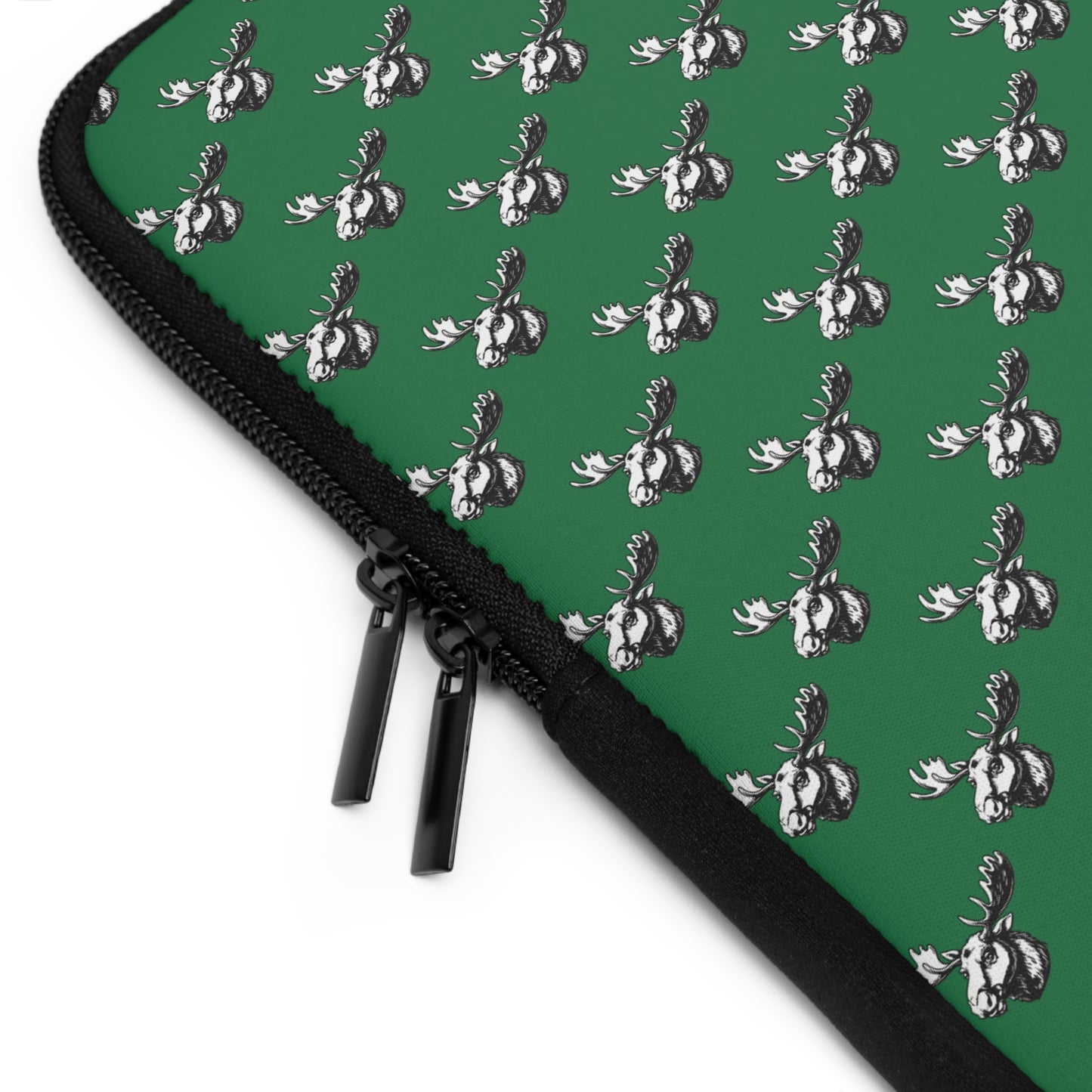 Laptop Sleeve with moose design (7-17")