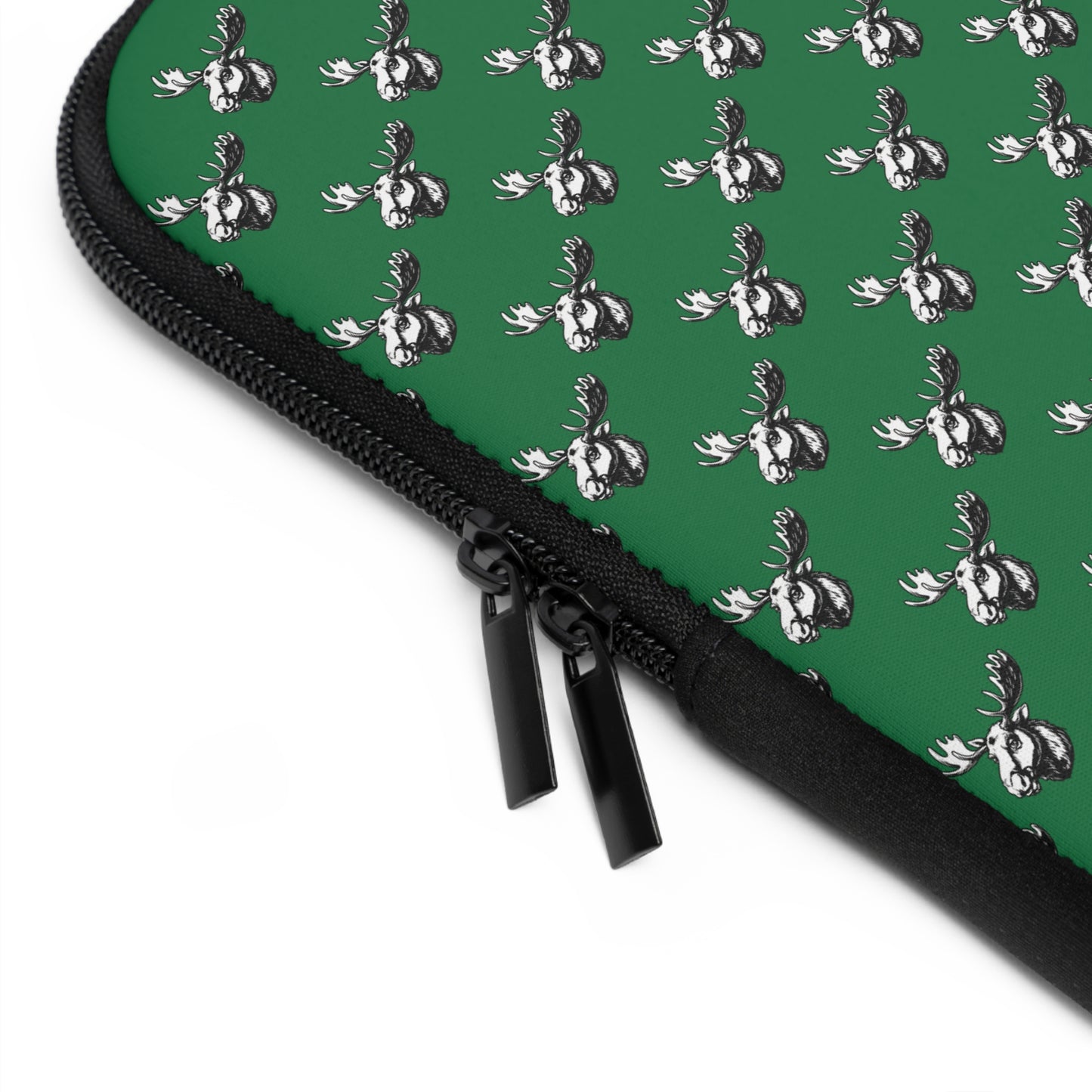 Laptop Sleeve with moose design (7-17")