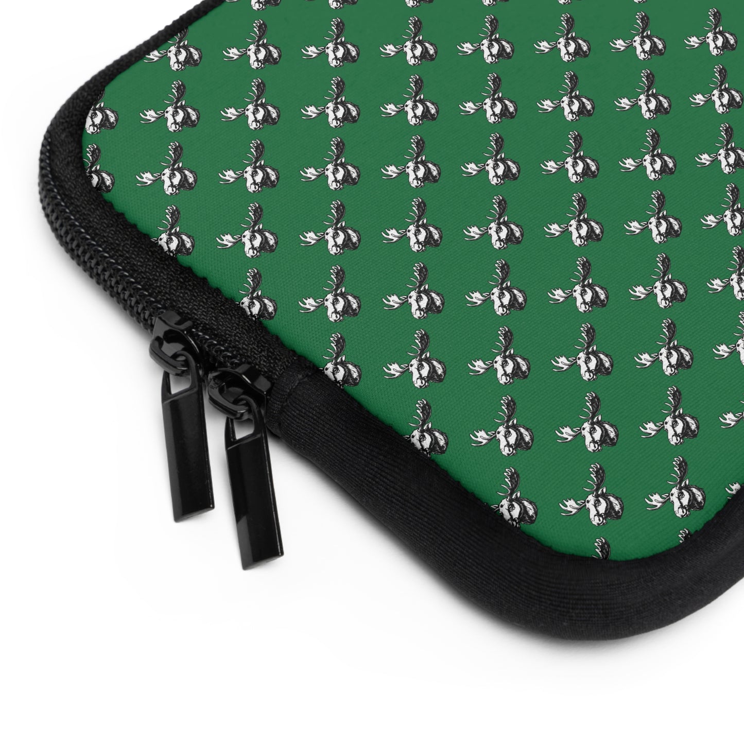Laptop Sleeve with moose design (7-17")
