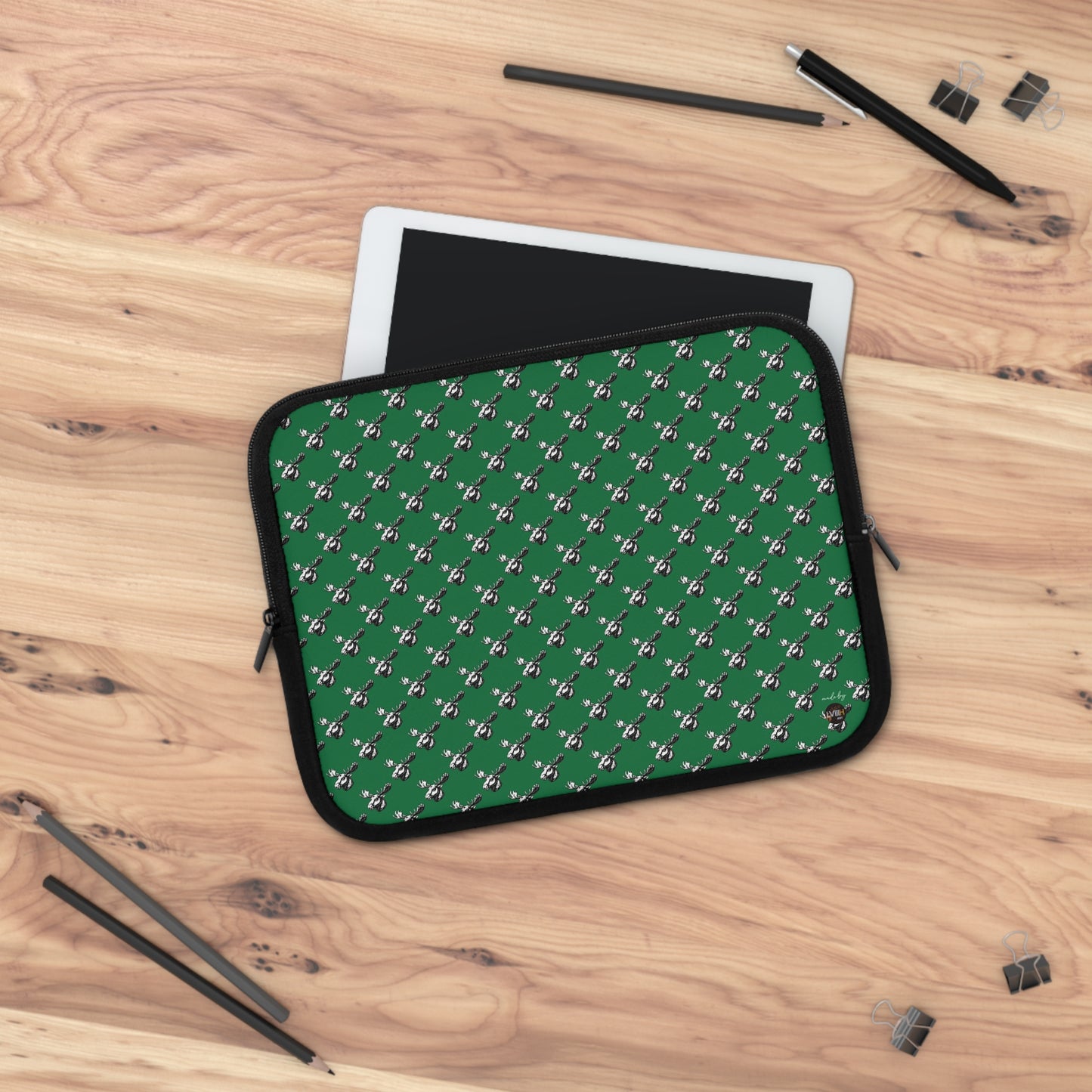 Laptop Sleeve with moose design (7-17")