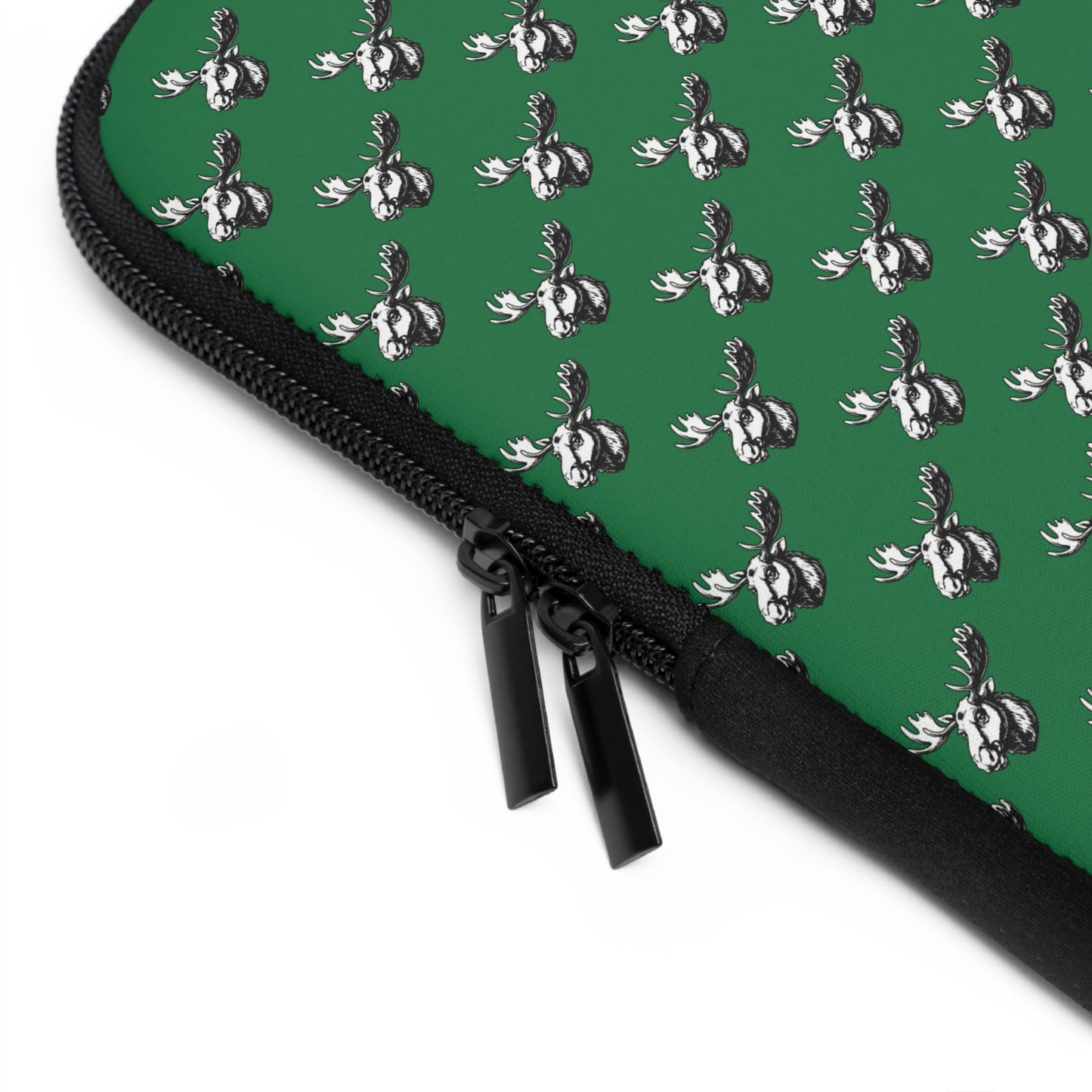 Laptop Sleeve with moose design (7-17")