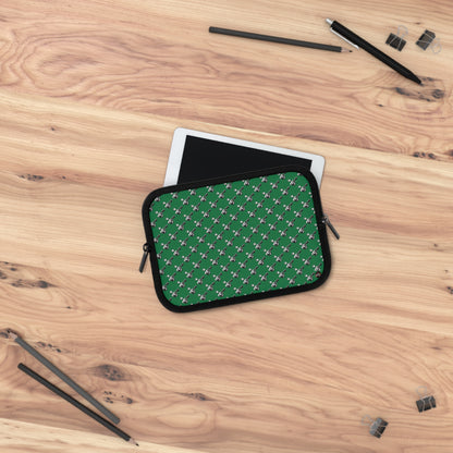 Laptop Sleeve with moose design (7-17")
