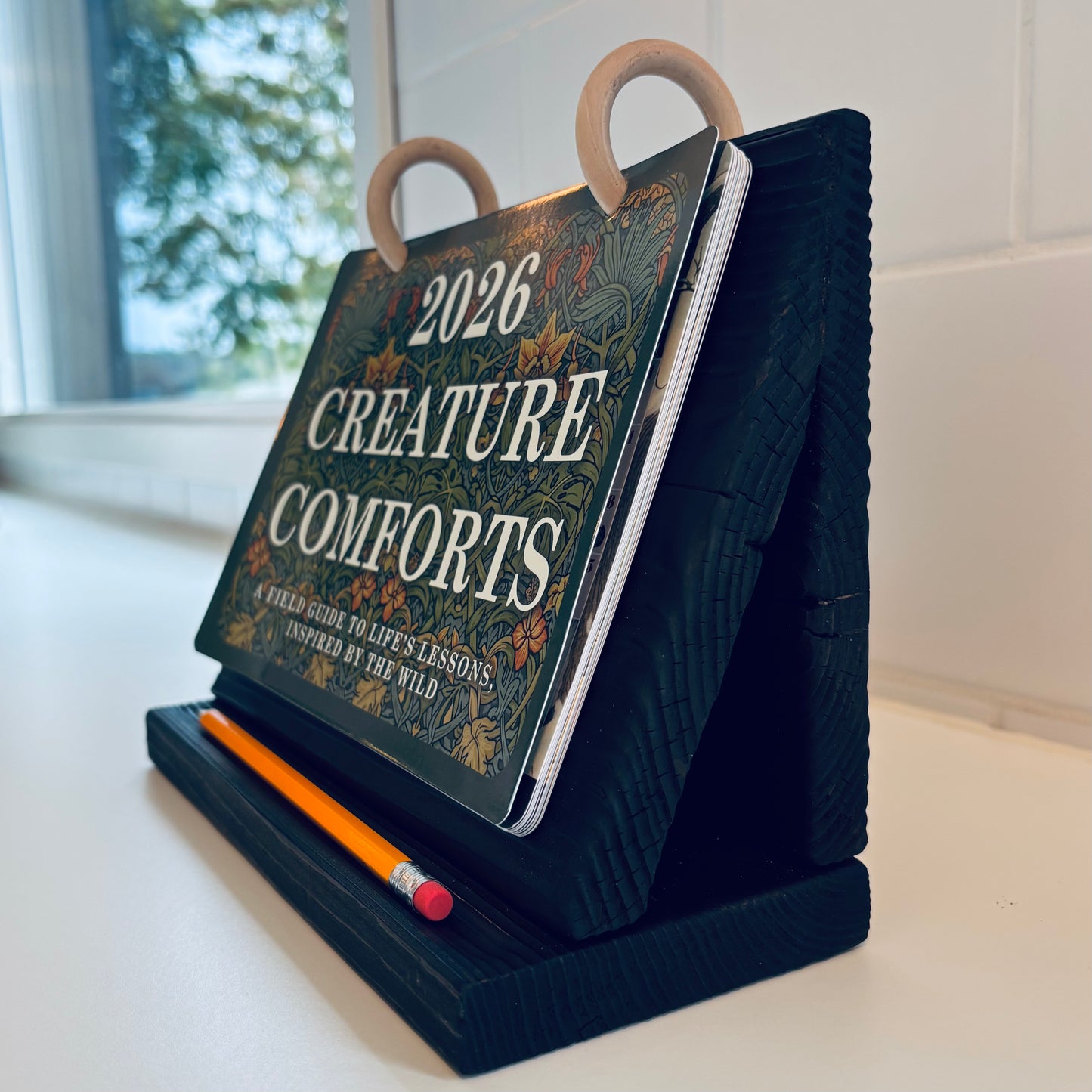 2026 desktop calendar "creature comforts": Shou sugi ban Luxe (18x10x24cm)